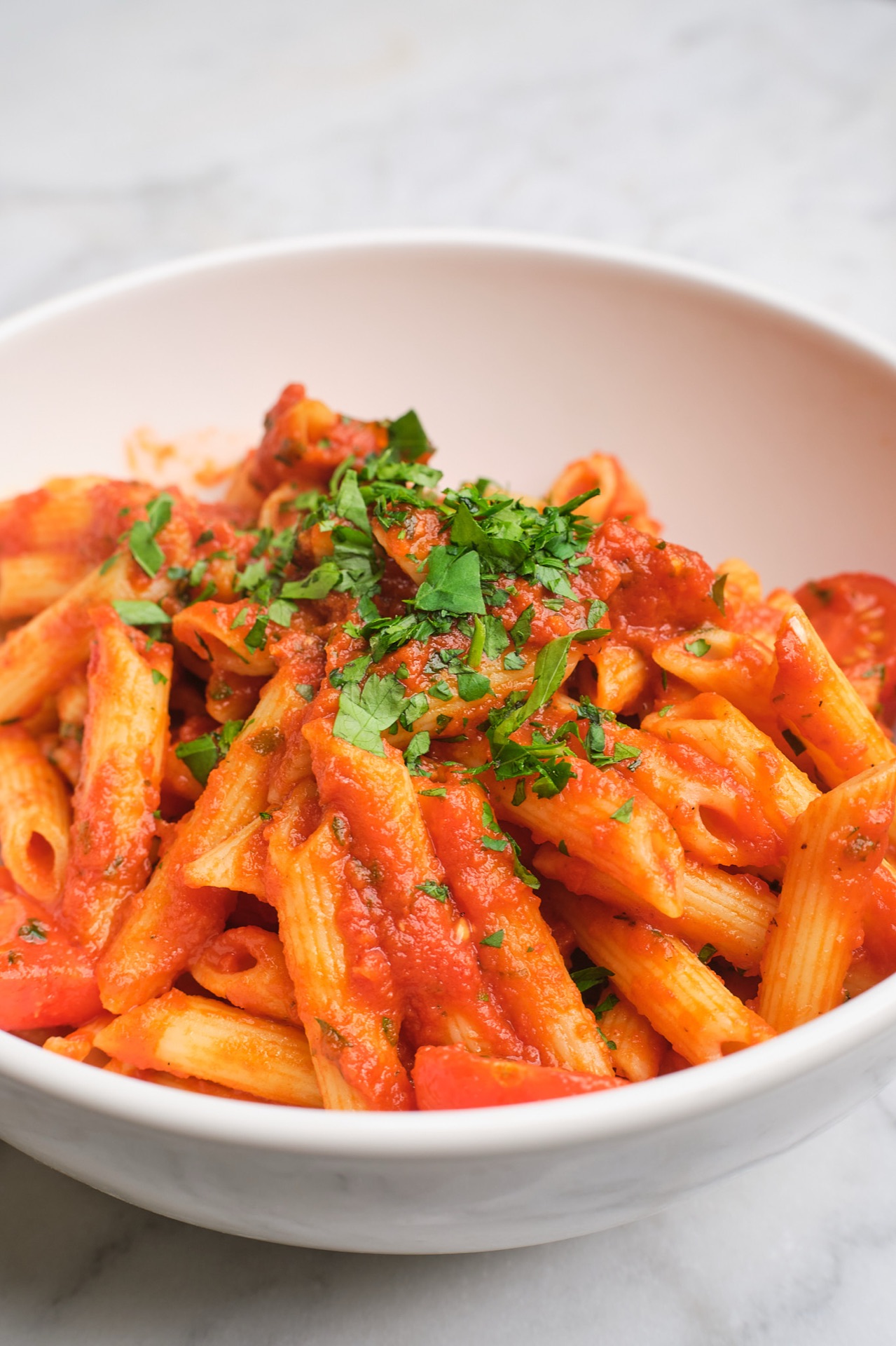 Frische Pasta mit Pesto — Mittagstisch im Café Miro Berlin Charlottenburg